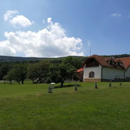 Ubytovani Na Vyhlidce * Holubov